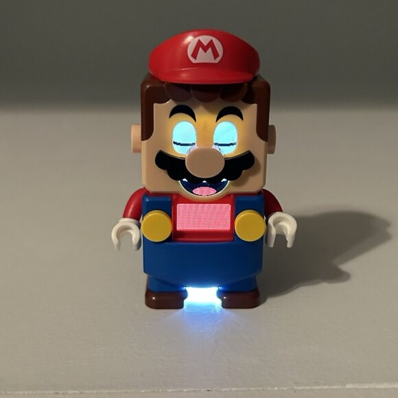 LEGO Super Mario: Interactive Mario - Picture 13 of 13